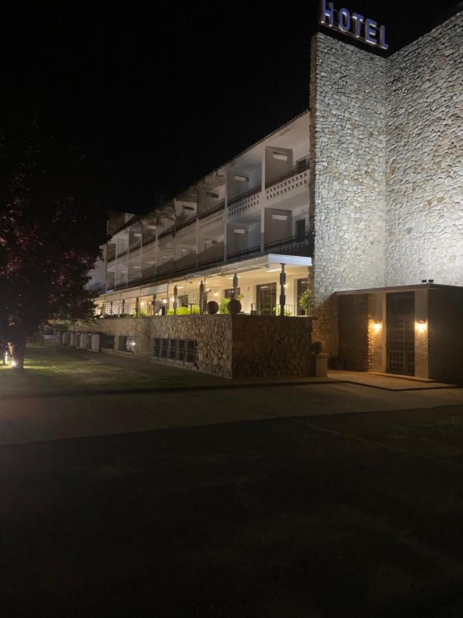 Hotel Las Cigüeñas Trujillo Exterior foto